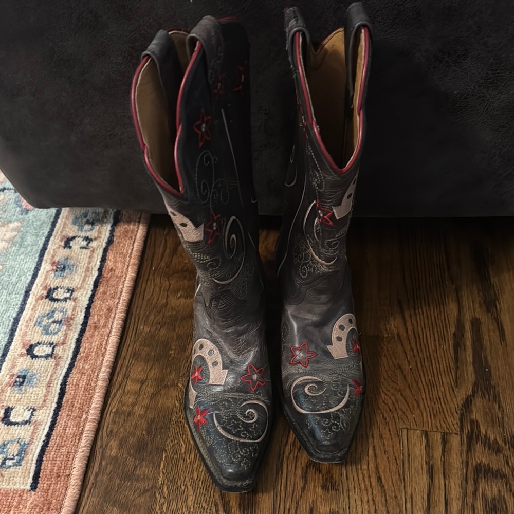 Embroidered Cowboy Boots